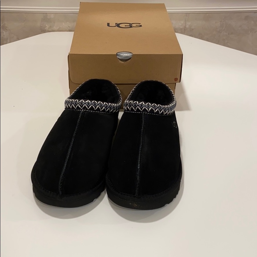 UGG Tasman